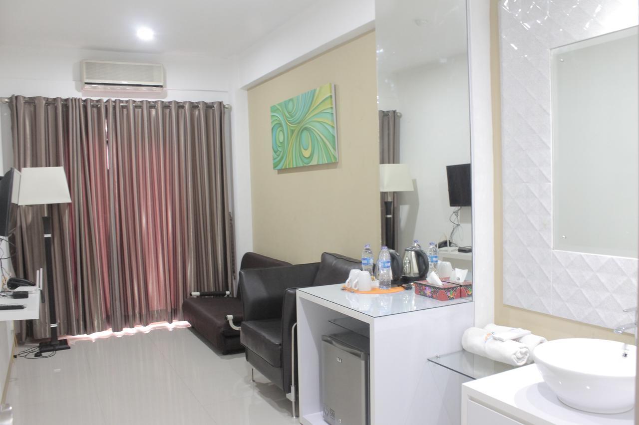 Myrooms Bekasi Eksteriør bilde